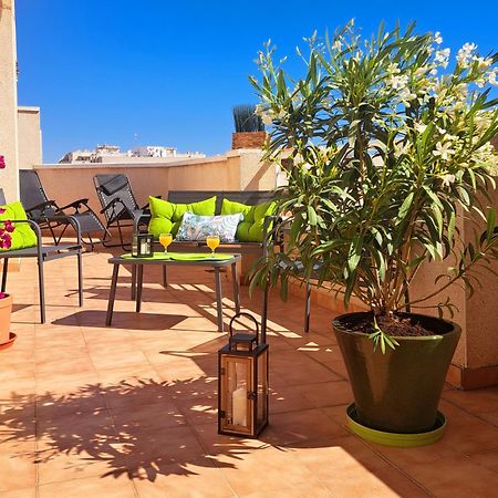 Atico Roof Top Торевиеха Екстериор снимка